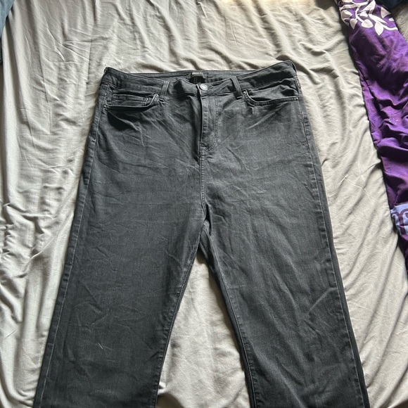 Plus Forever 21 Black Faded Jeans - Picture 2 of 5